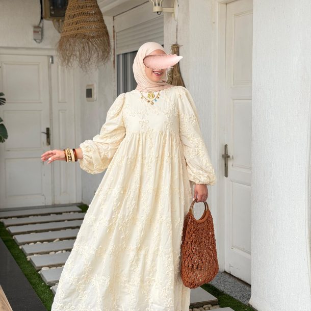 Perfect dress beige
