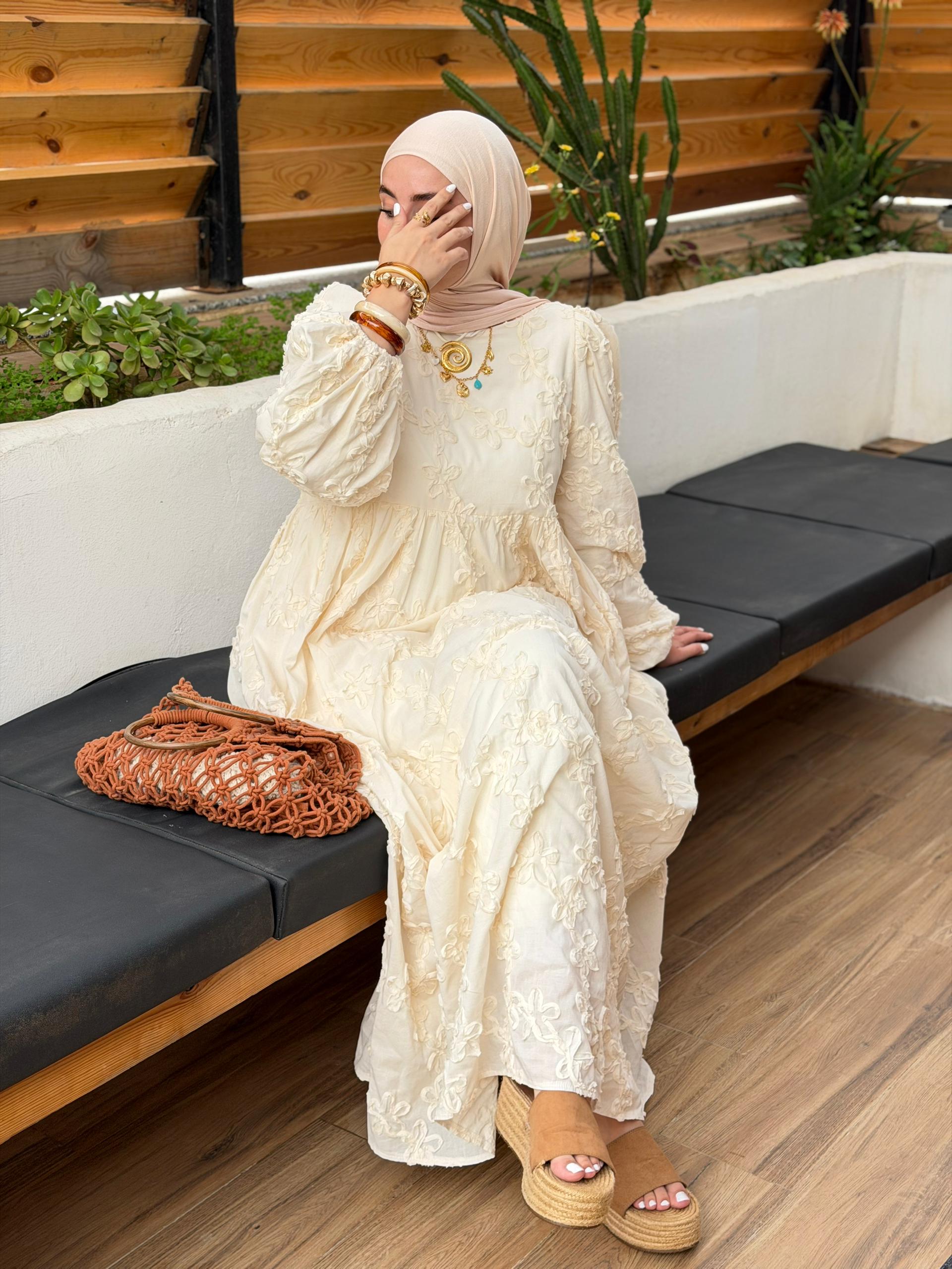 Perfect dress beige – Image 3
