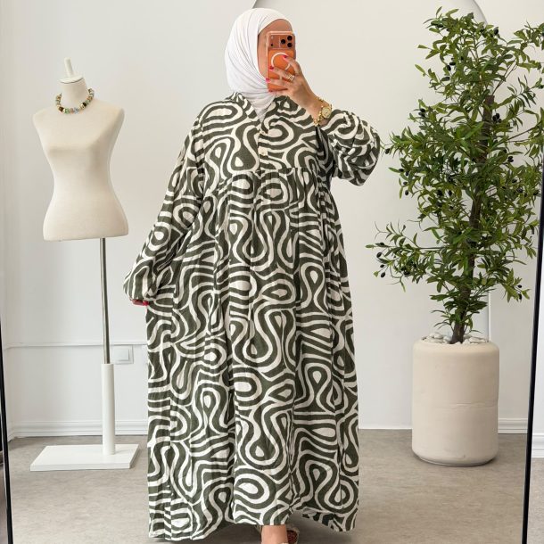Robe à volant verte